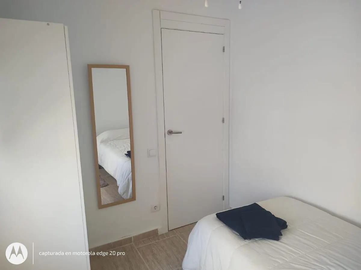 Habitaciones Mendoza Tarragona 0*,  Spain